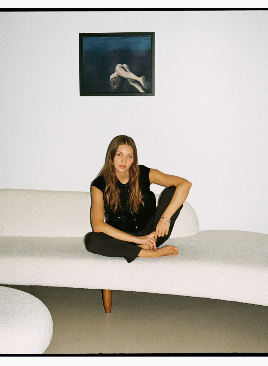 912px x 1244px - Jessie Andrews has got her hands in creative endeavors across the board